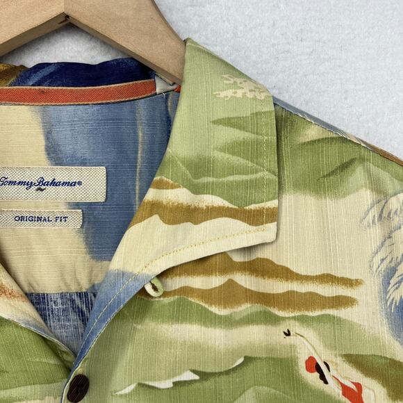 TOMMY BAHAMA Shirt Men L Silk Camp Hawaiian Cocktails Guitar Bartender Camp - Picture 10 of 16